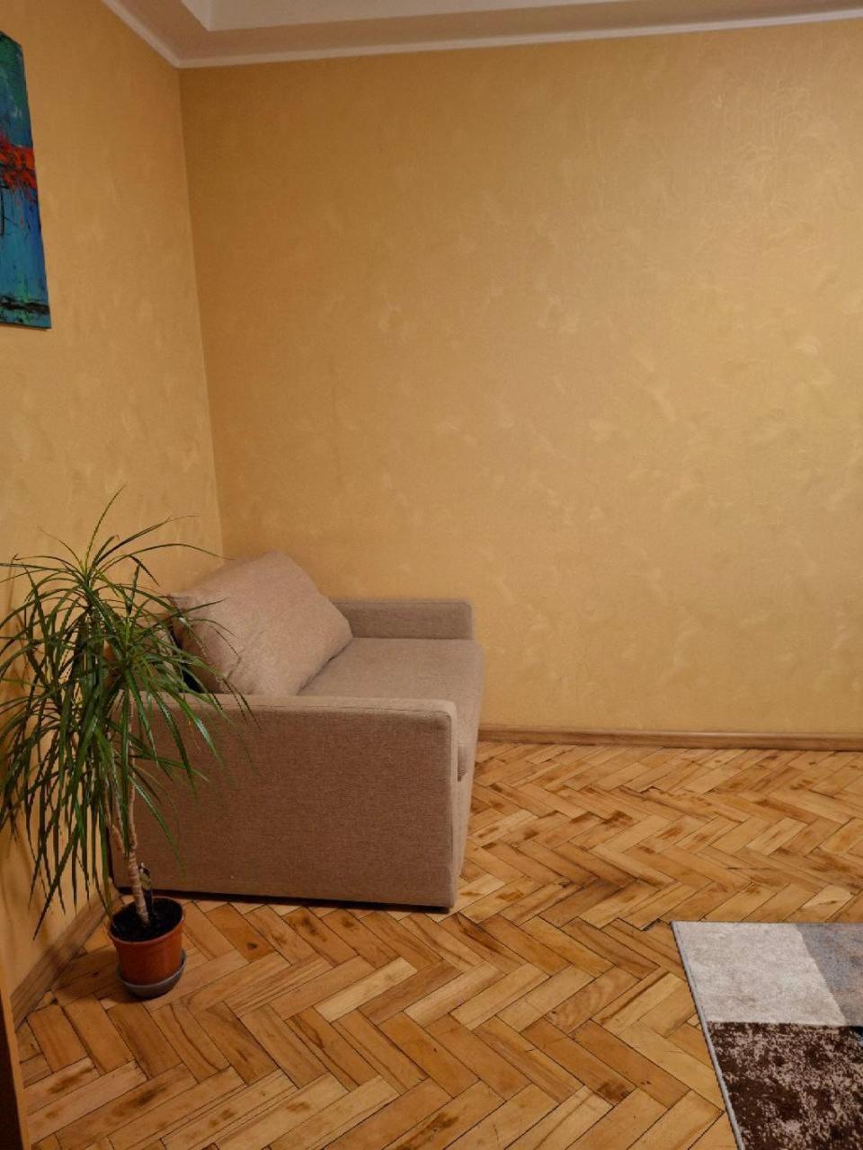 Апартаменти Cozy Flat Київ