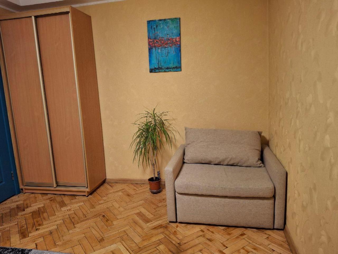 Апартаменти Cozy Flat *